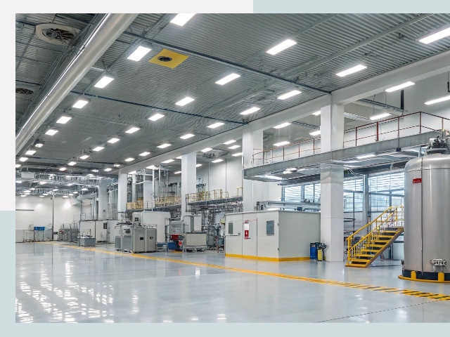 Освещение ангаров в Учалах от 610 руб. - Эффективные решения